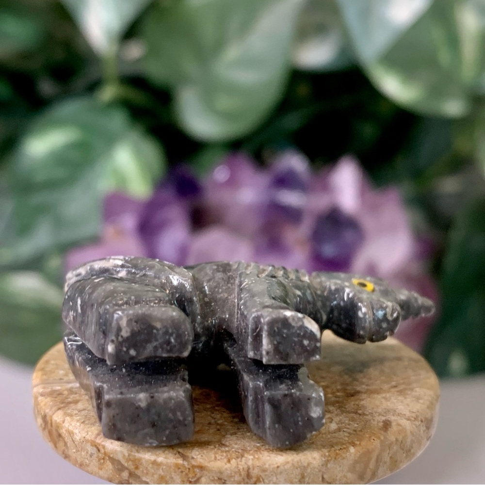 Grey Soapstone Carved Unicorn Figurine Miniature Stone Animal Carving Yellow Eye - Picture 11 of 15